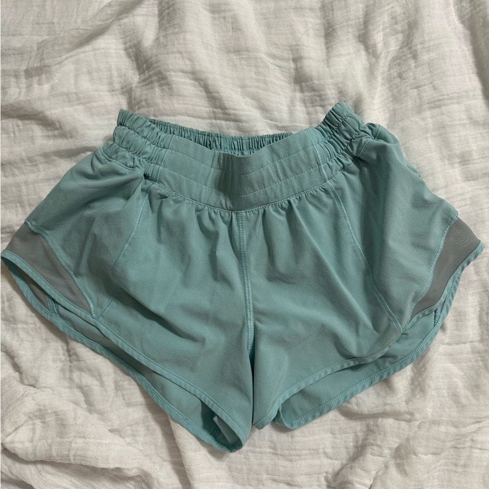 LuluLemon Athletica Hotty Hot 2.5” Shorts Bright Blue